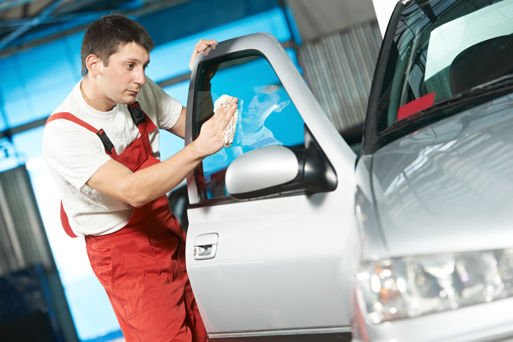 prevent auto glass problems