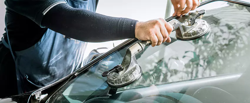 windshield Replacement Prioritize