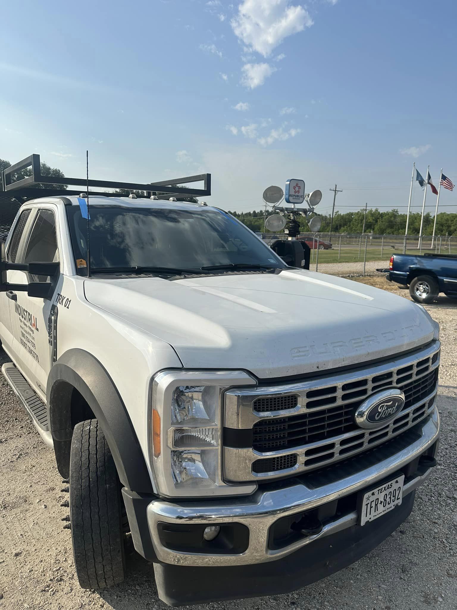 ford pickup windshield replacement after.jpg